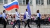 Доносы, посылки на фронт и "разговоры о важном": как война изменила российскую школу в 2022 году