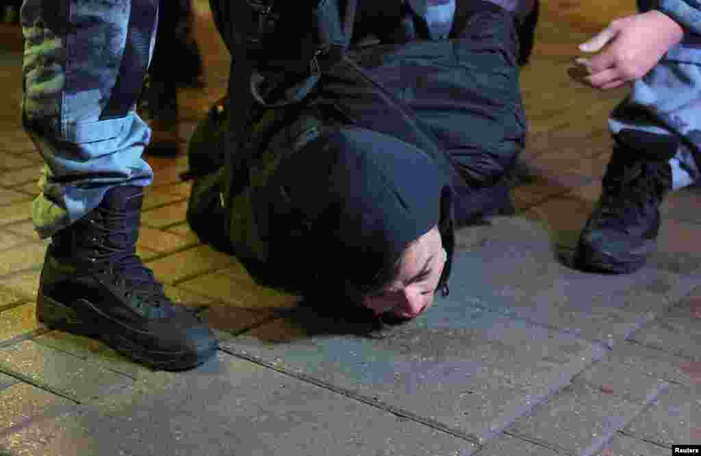Всероссийскую акцию протеста "Нет могилизации" против частичной мобилизации, о которой сегодня сообщил президент РФ Владимир Путин, объявило движение "Весна"