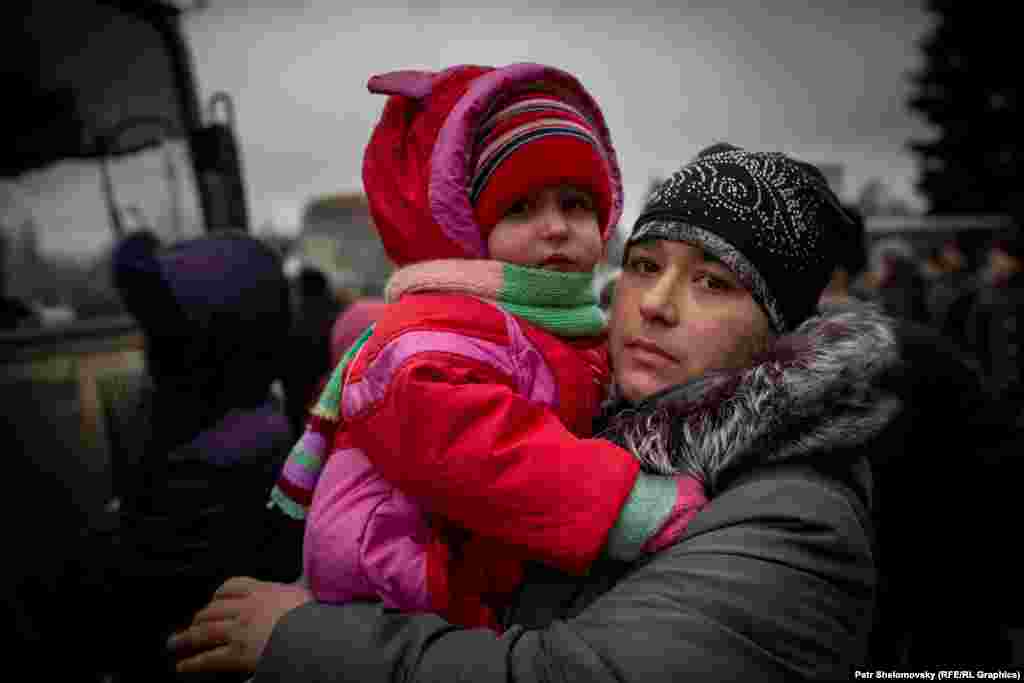 Екатерина с ребенком ждут эвакуации 