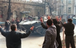 A Baku street in January 1990, after introduction of a state of emergency