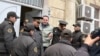 Фарид Мехрализаде перед заседанием суда 
