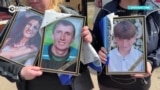 В Сумах хоронят жертв российского удара 13 апреля. Погибла вся семья: Николай, Наталия и их 11-летний сын Максим