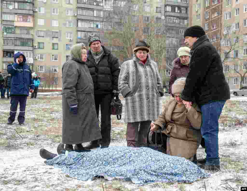 Родственники погибшего в результате обстрела Краматорска 